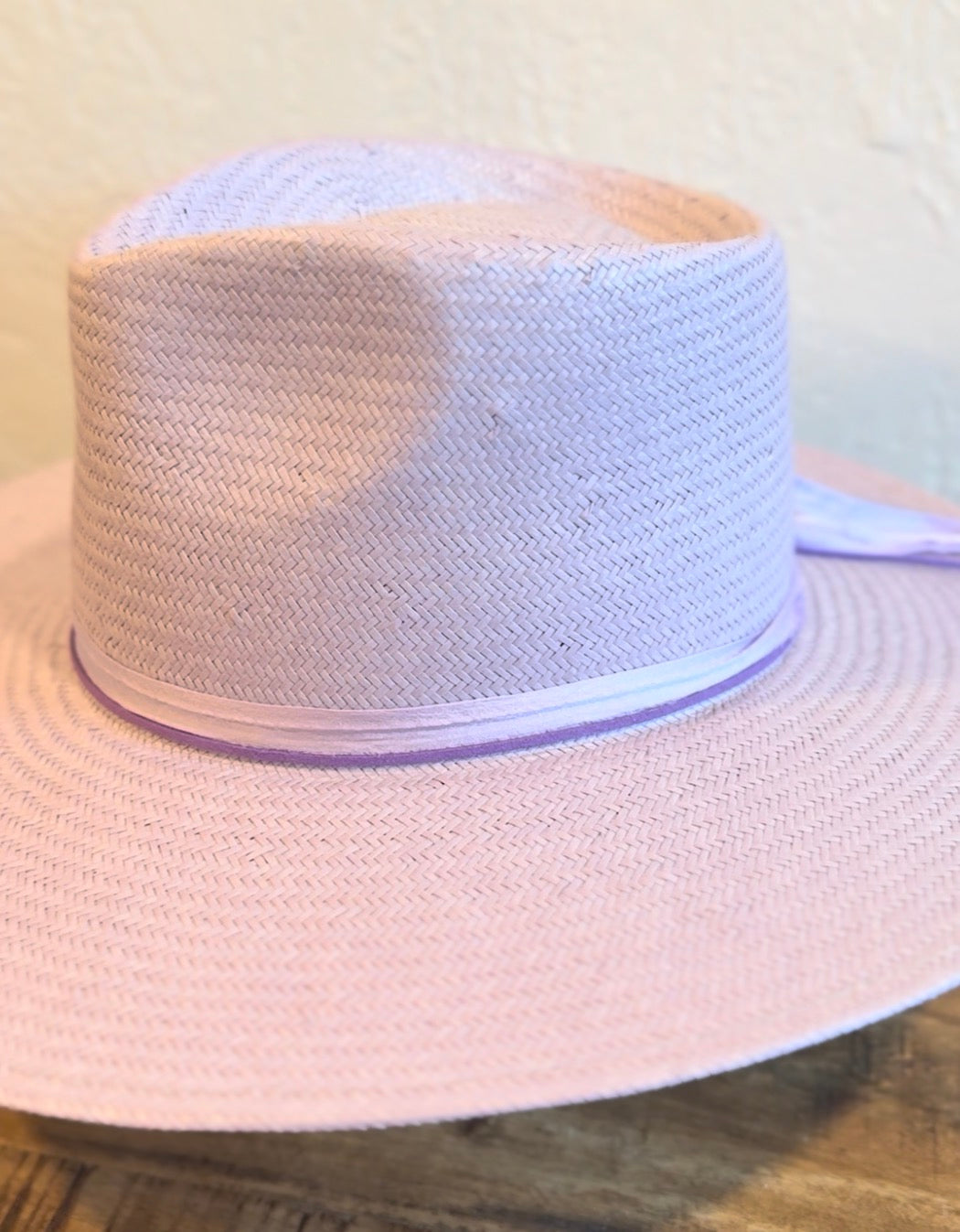 Straw Flat Brim Hat | Lilac